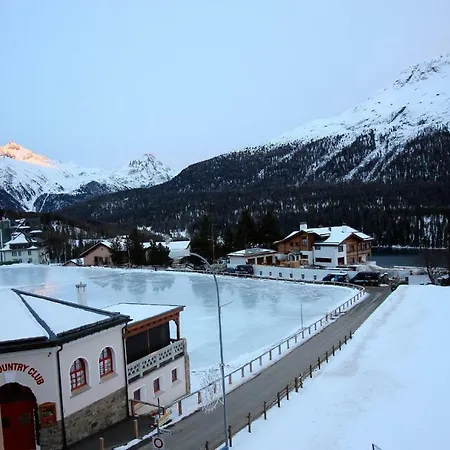 Suot Brattas 21 아파트